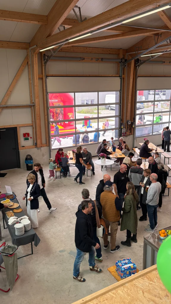 4-1-576x1024 10 Jahre MY-Electroboat – Ein Tag der offenen Tür in Raisting