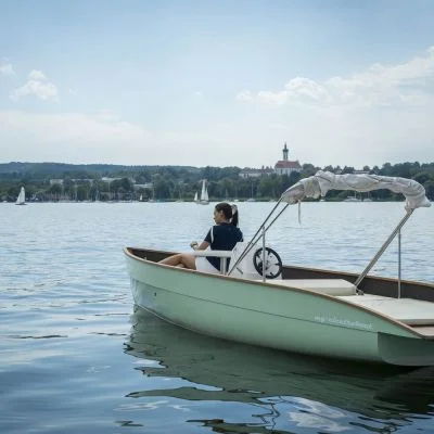 200824_MEB_Junior_Modelshots7-thegem-product-justified-square-m MY-Junior