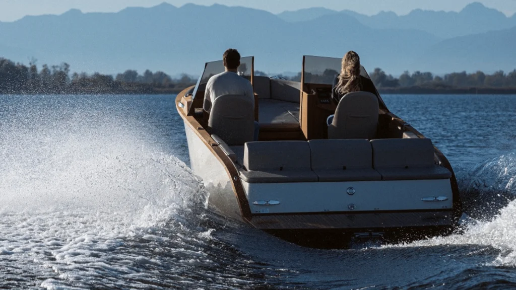 MY-Elegance_002-1024x576 individuellstes Elektroboot
